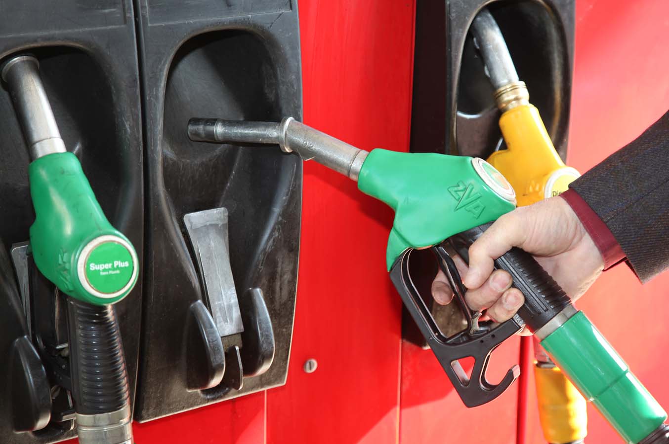     Les prix des carburants augmentent de 1 centime 

