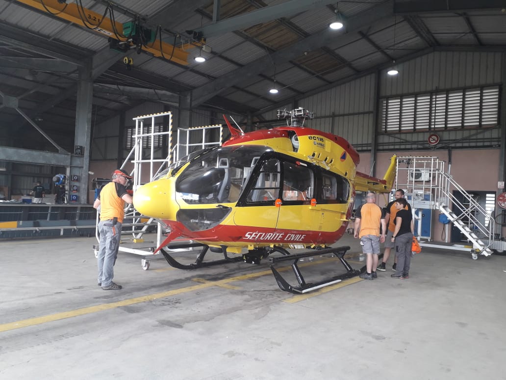 L&#039;hélicoptère de remplacement du Dragon 972 est arrivé en Martinique