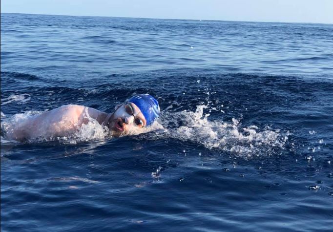     Il parcourt 150 kilomètres à la nage entre Barbade et Sainte-Lucie

