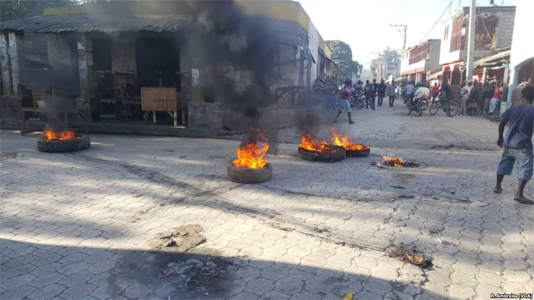     Haïti : manifestations de l'opposition pour le départ du président Jovenel Moïse

