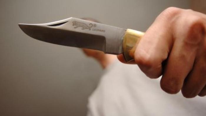    Un jeune homme de 25 ans agressé à l'arme blanche à Sainte-Rose


