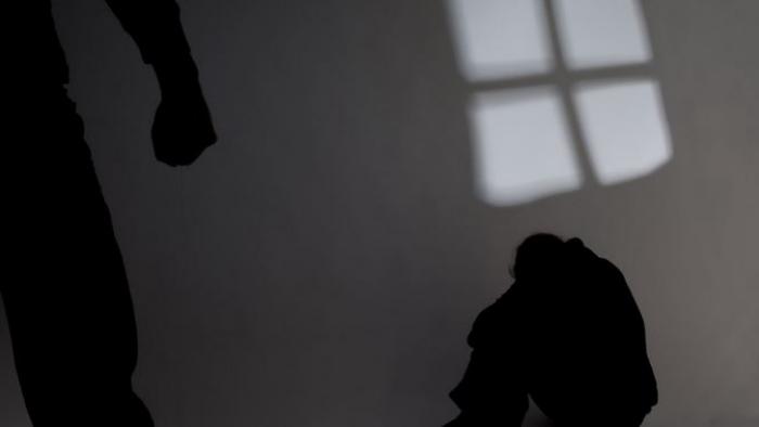     Comment protéger les victimes de violences conjugales ?

