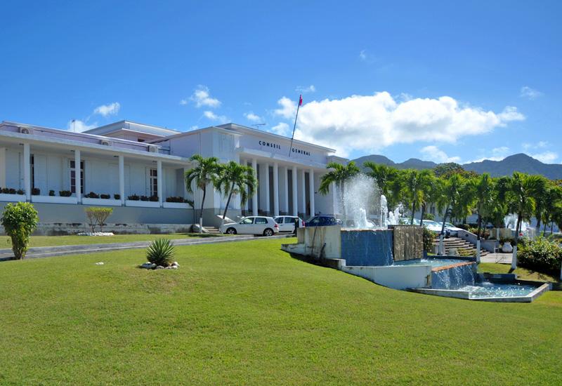     Le Département en appelle à l'aide du gouvernement pour aider le CHU de Guadeloupe

