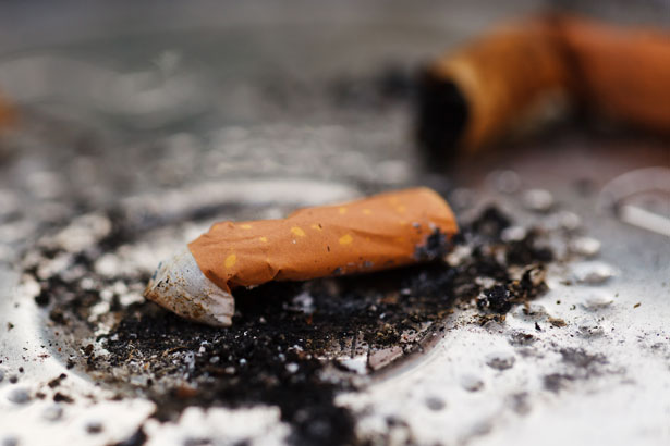     Fumer augmente le risque de développer une forme grave de Covid- 19

