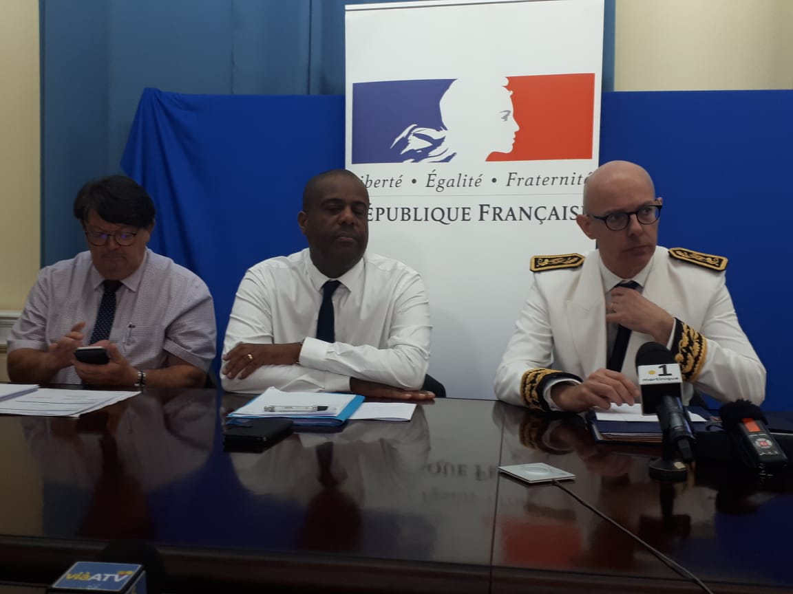     Coronavirus : les mesures nationales de fermeture des commerces non essentiels s'appliquent en Martinique


