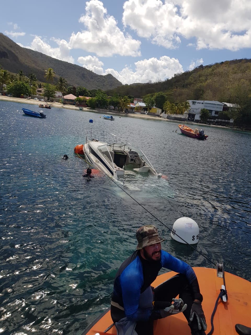 Un bateau sauvé du naufrage aux Anses d&#039;Arlet