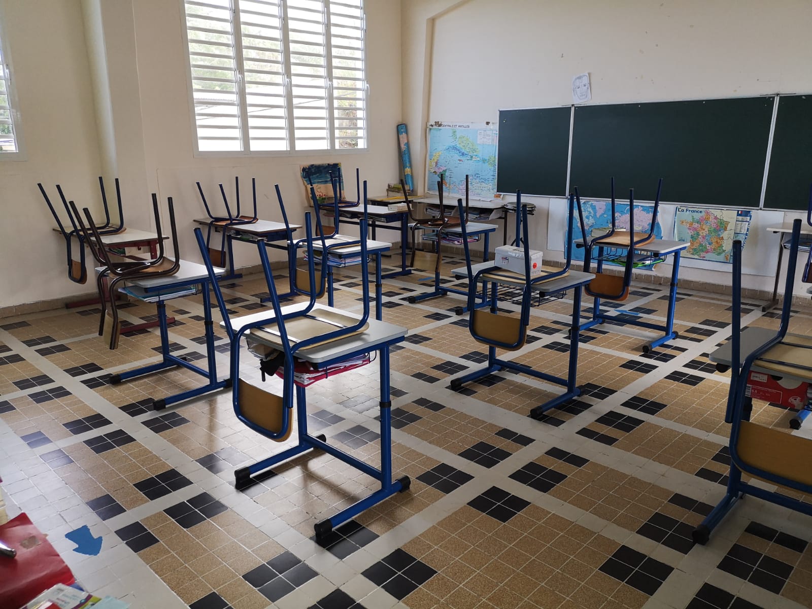     Le Rectorat et la Préfecture de la Martinique demandent aux maires la réouverture des écoles

