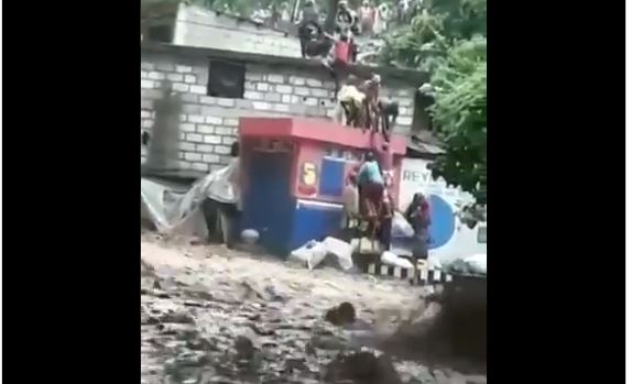     En Haïti et en République Domincaine, le bilan humain s'élève à 24 morts après le passage de la tempête Laura

