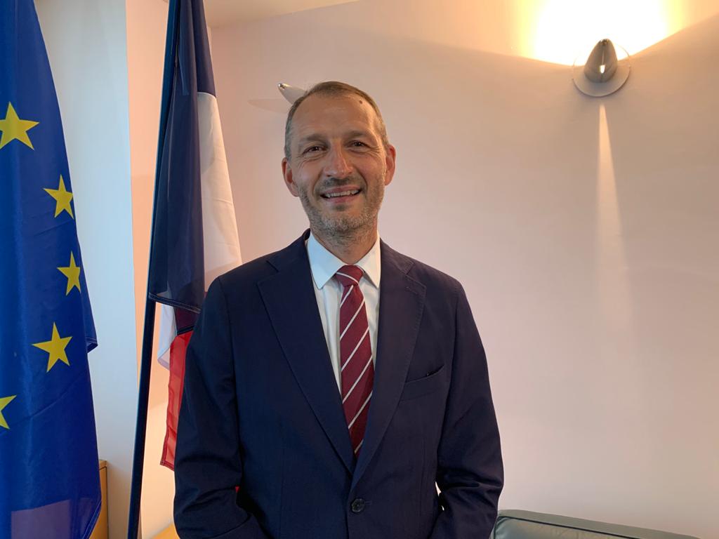     Accueil républicain pour le nouveau préfet de Guadeloupe, Alexandre Rochatte 

