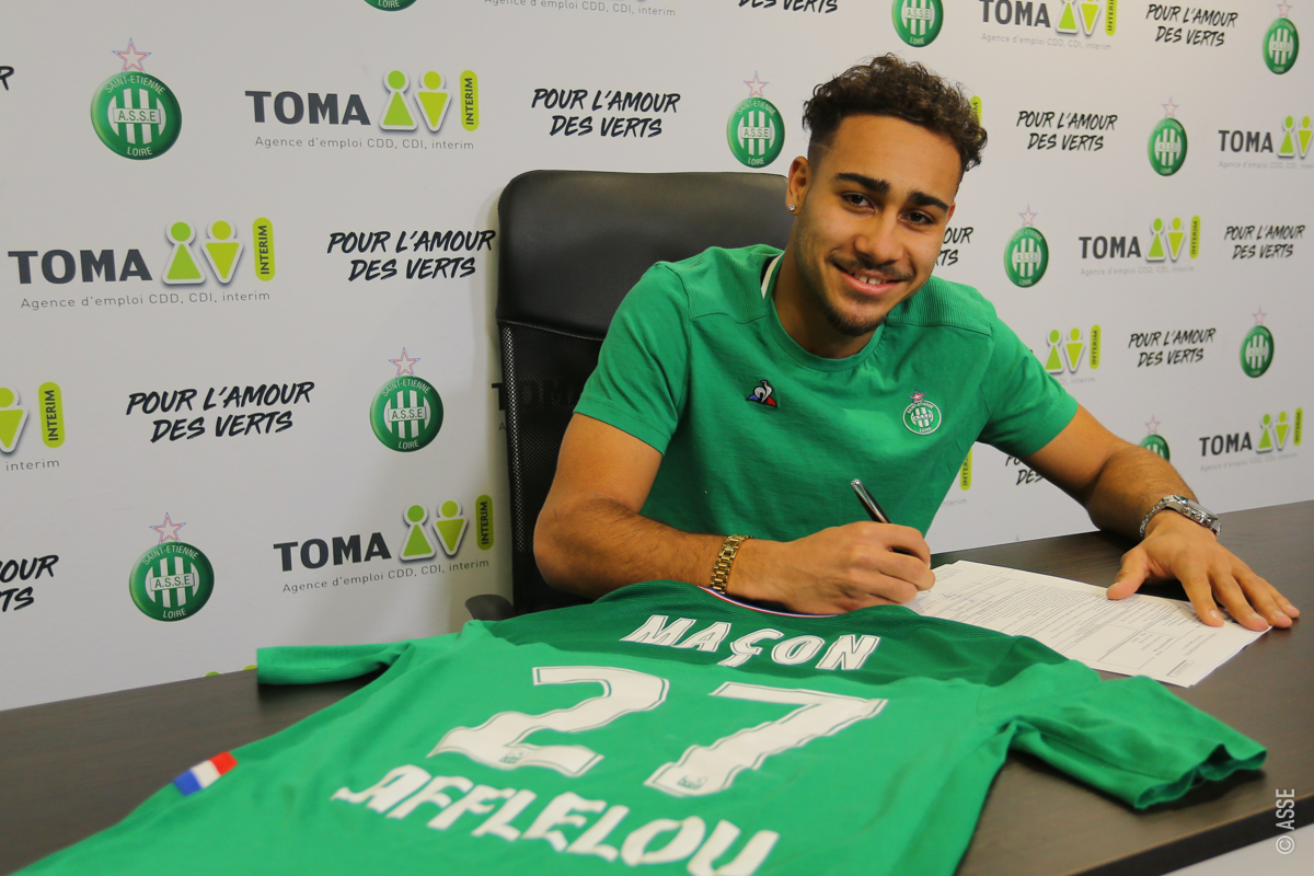     Yvan Maçon prolonge son contrat avec les Verts 

