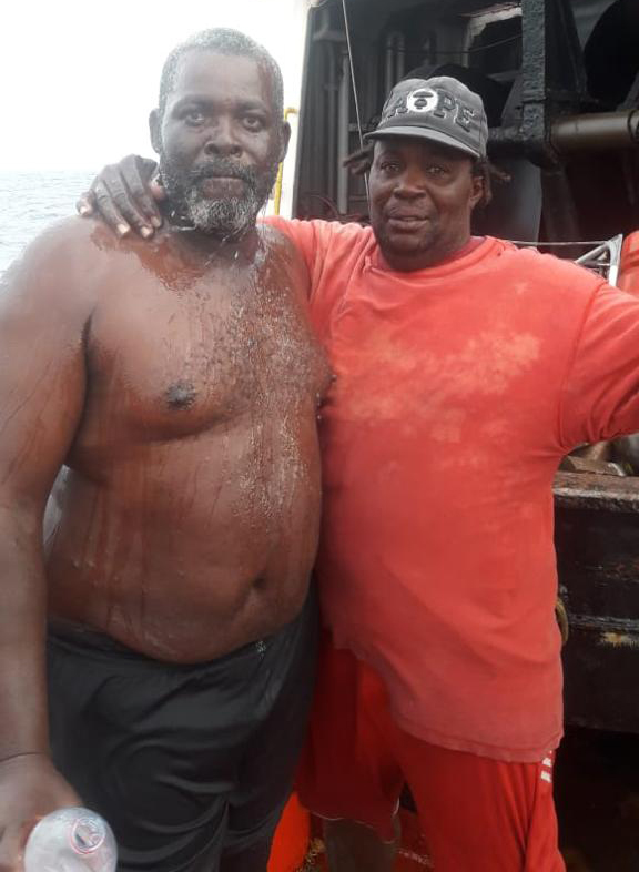 Des pêcheurs Saint-Vincentais secourus par un équipage de Martinique