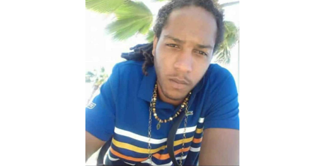    Motard tué par balles à Sainte-Anne : deux suspects mis en examen pour homicide volontaire

