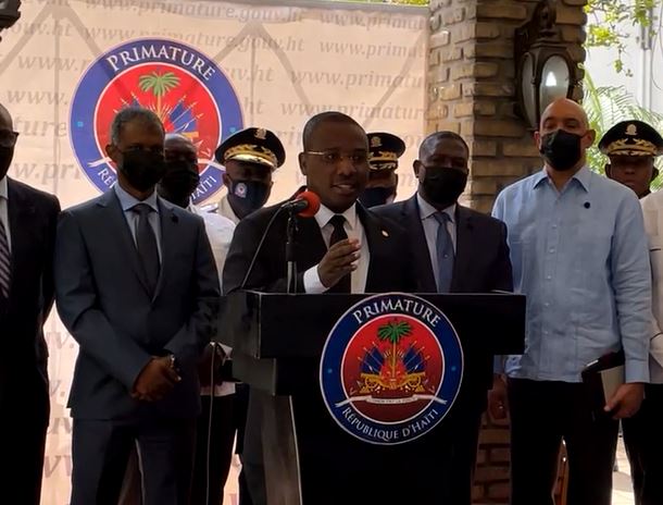     Claude Joseph, ancien premier ministre haïtien, interdit de séjour en République Dominicaine


