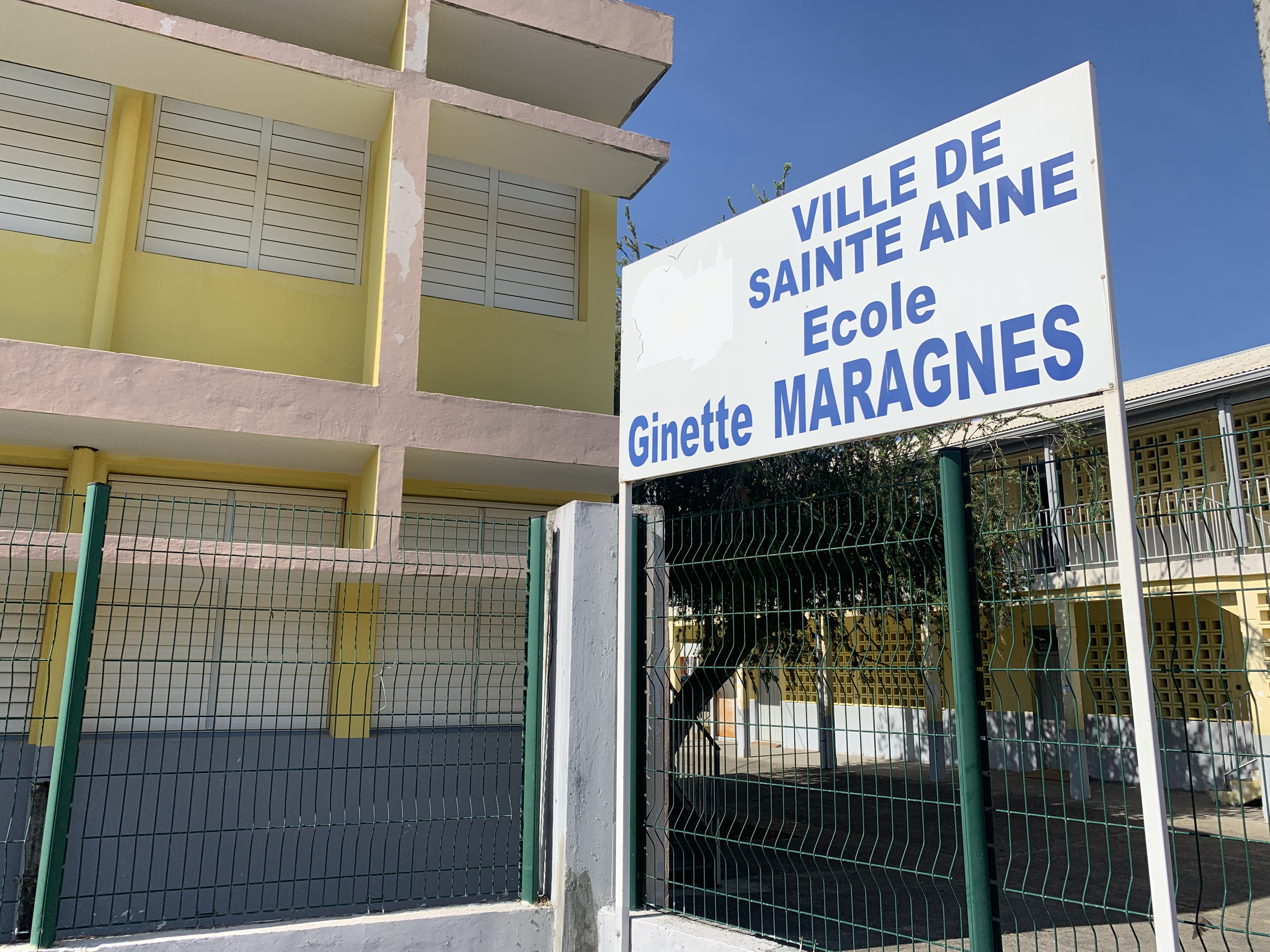     Sainte-Anne : l'école Ginette Maragnes accueille les enfants des personnels soignants

