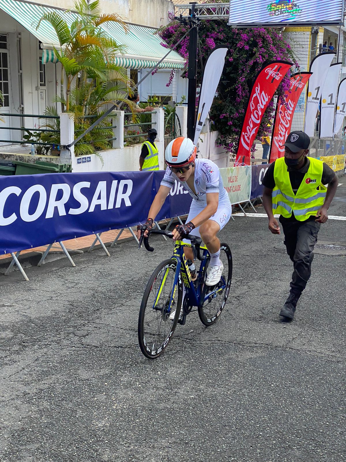     Clément Braz Afonso vainqueur sur le mur de Saint-Claude ! Revivez la 8e étape du Tour cycliste minute par minute


