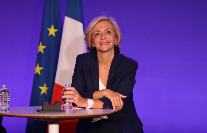     Présidentielle 2022 : Valérie Pécresse présente son programme pour les Outre-mer


