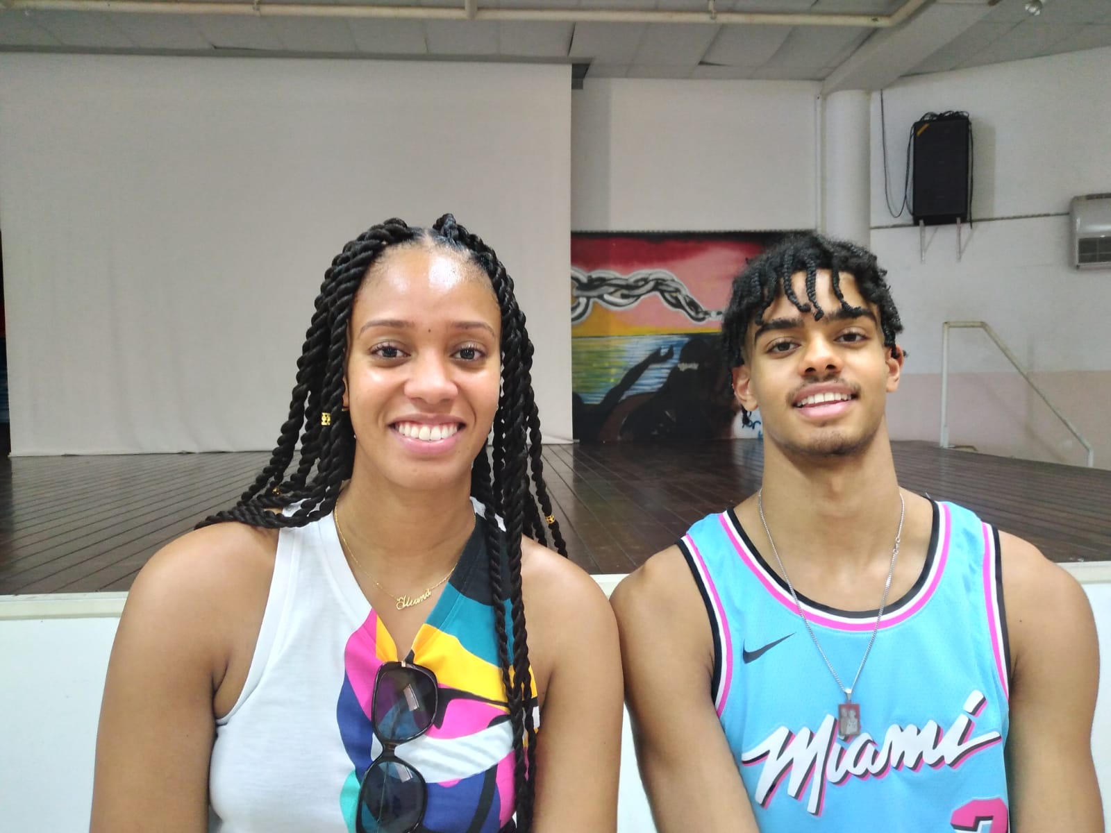     La basketteuse Illiana Rupert et son frère Ryan rencontrent des jeunes basketteurs martiniquais

