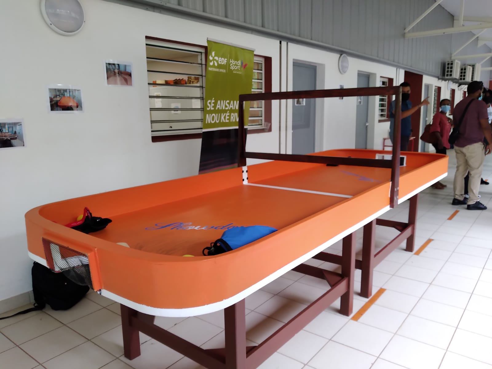     [VIDEO] Le Showdown, un tennis de table pour les déficients visuels inauguré à Rivière-Pilote

