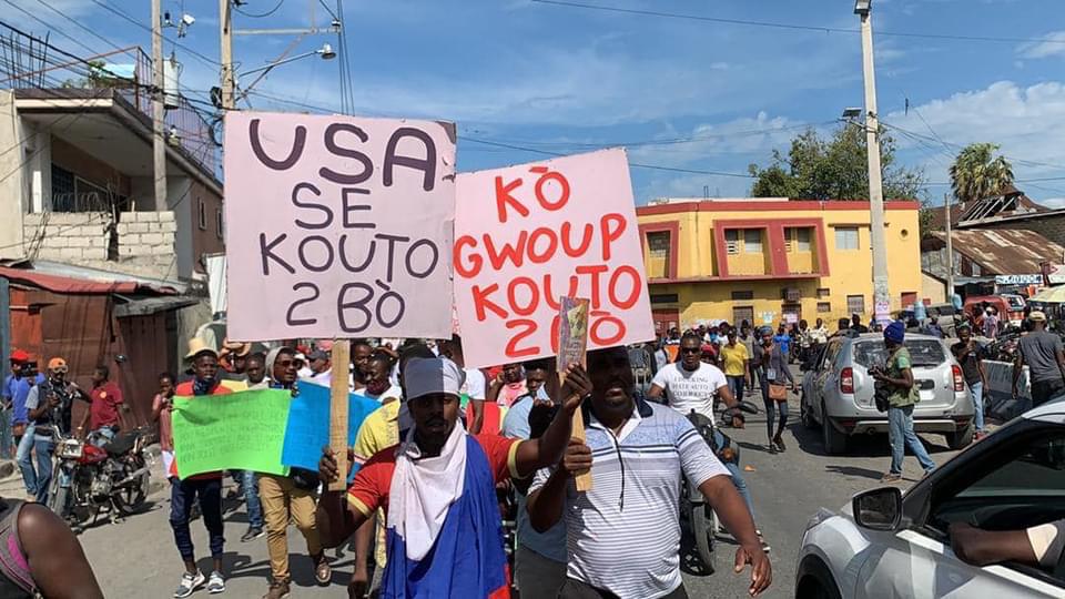     Haïti : les manifestations contre l'insécurité font un mort et plusieurs blessés par balle.

