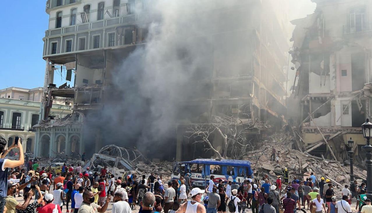    Forte explosion dans un hôtel en travaux à La Havane

