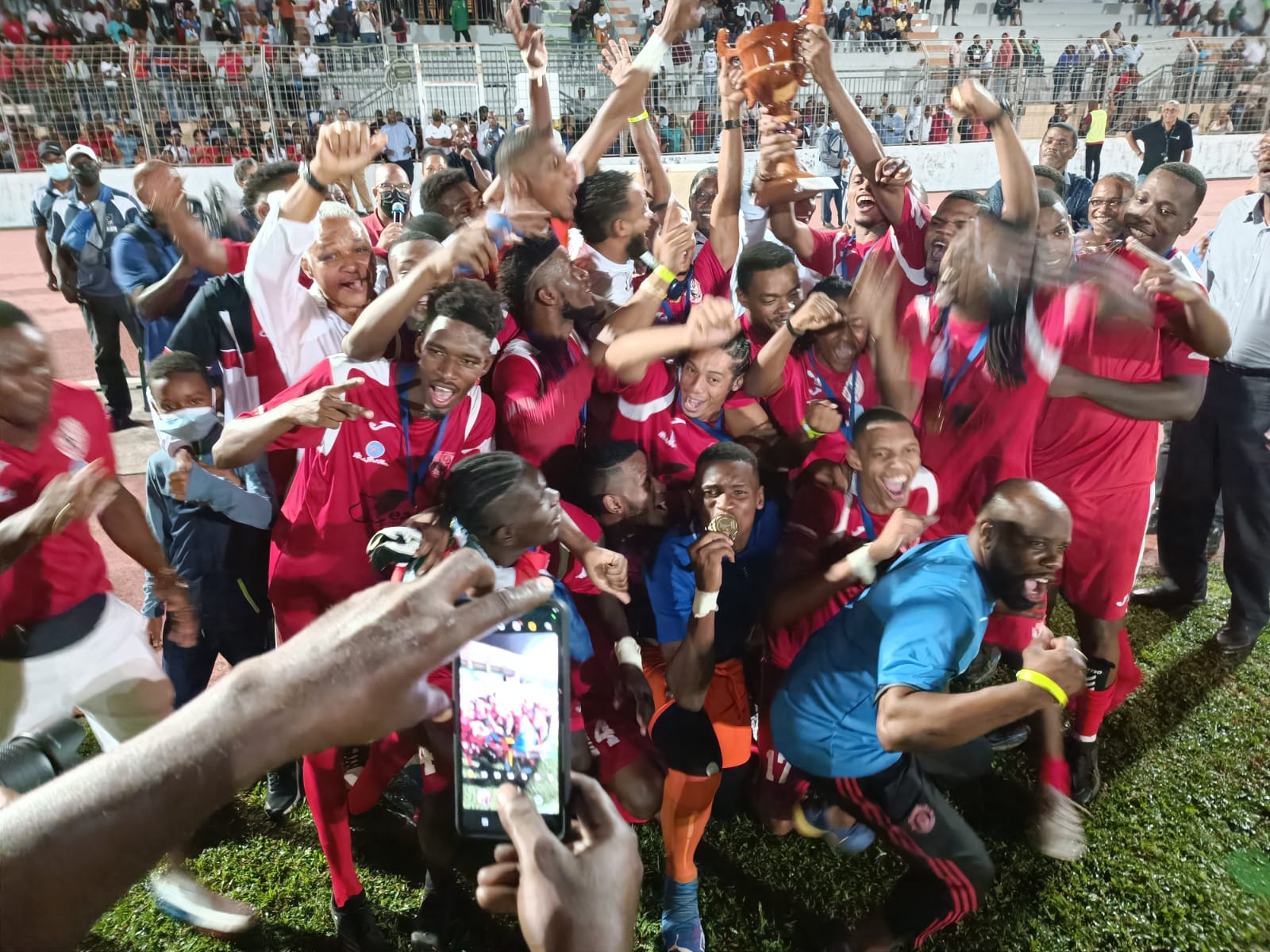     Le CO Trénelle (H) et le RC Rivière-Pilote (F) remportent la Coupe de Martinique 2022

