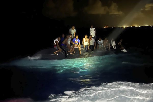     17 migrants haïtiens retrouvés morts dans le naufrage d'un bateau au large des Bahamas

