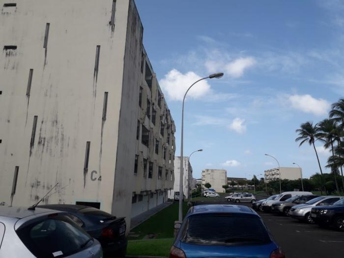     Fusillade à la Cité Ozanam : des membres d'associations encore sous le choc

