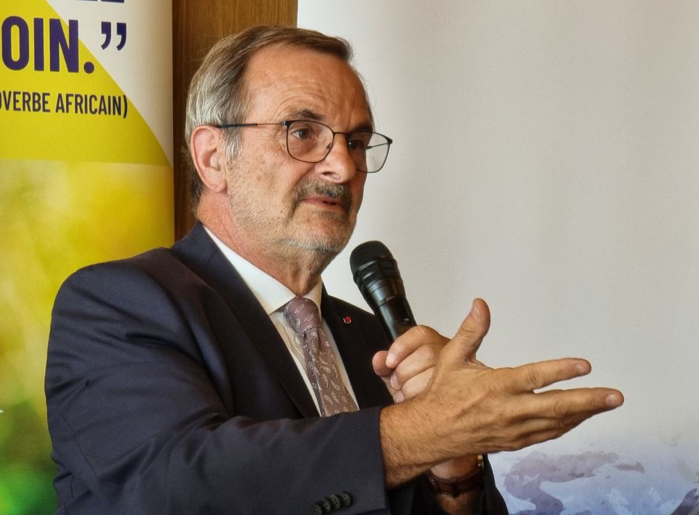     Jean-François Carenco face aux présidents des MEDEF ultramarins

