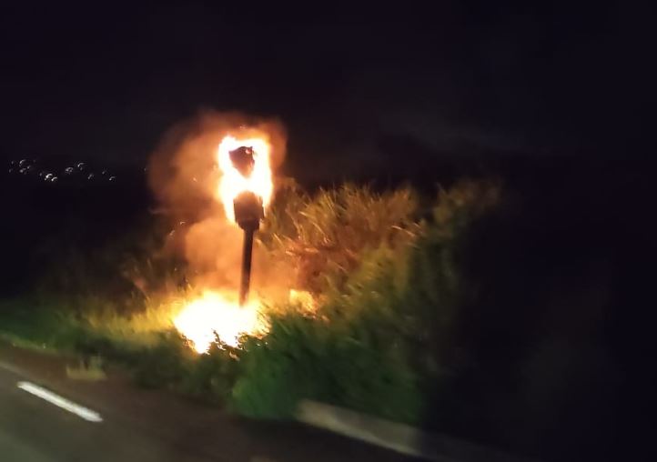    Deux radars supplémentaires incendiés la nuit dernière en Martinique

