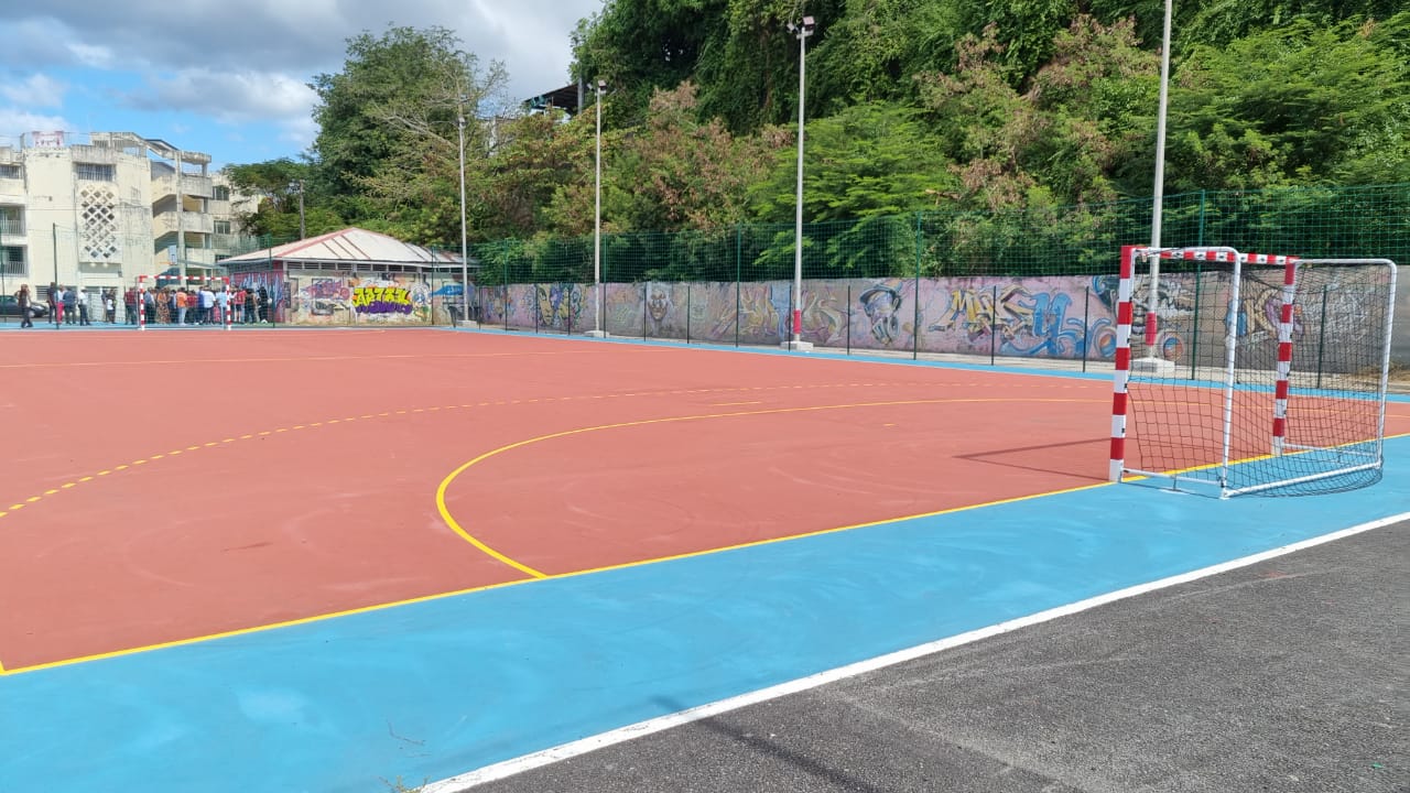     Le plateau sportif Roger Salnot a été inauguré à Basse-Terre


