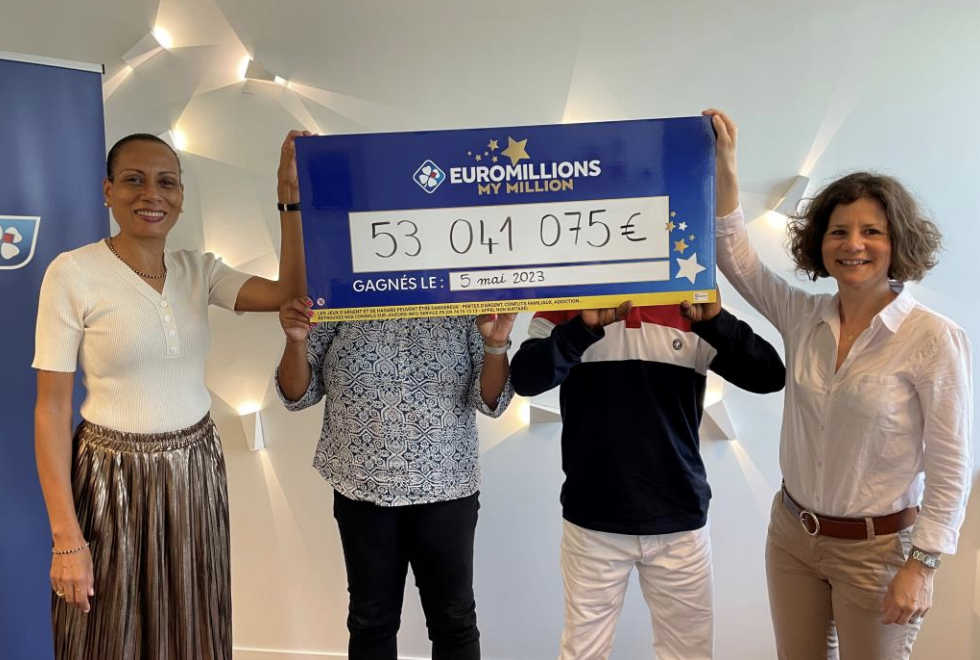     Un couple remporte 53 millions d’euros à l'Euromillions en Martinique, un record aux Antilles

