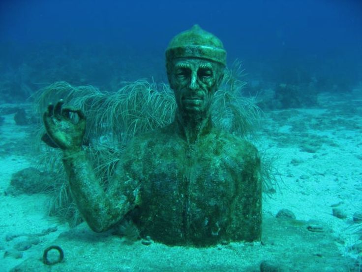 Le buste du Commandant Cousteau
