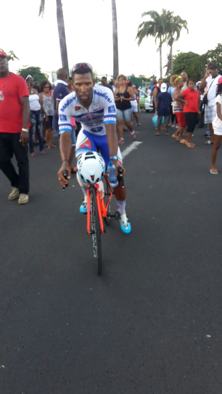 Mickael Laurent (CCV) remporte la derrière étape du tour