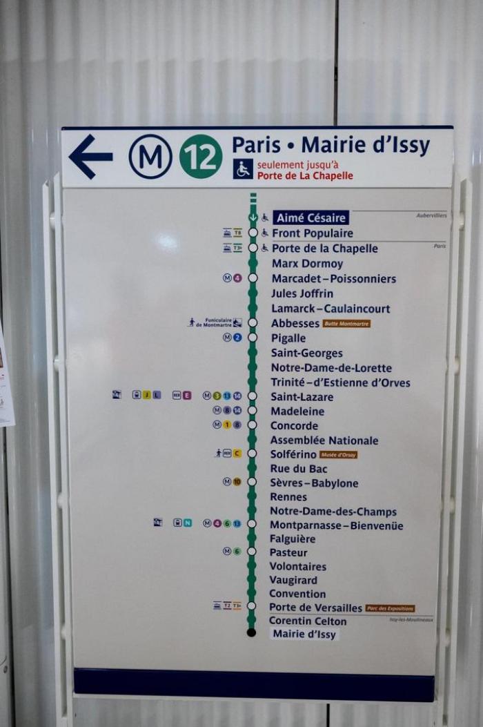 station Aimé Césaire métro