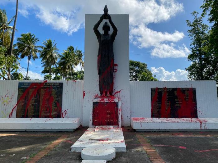 monument aux morts fdf vandalisé