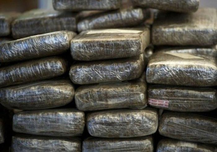     44 kilos de drogue et des armes découverts à Carénage

