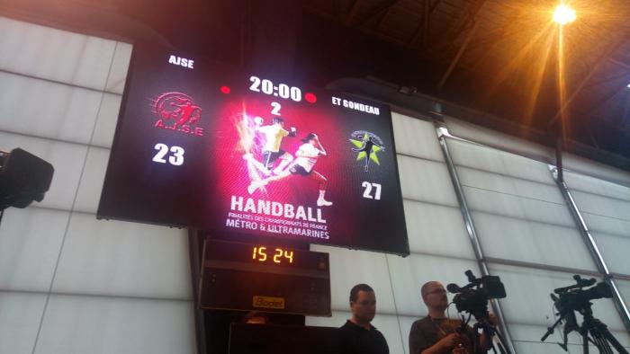    L'Etoile de Gondeau s'impose pour son premier match des finalités de handball

