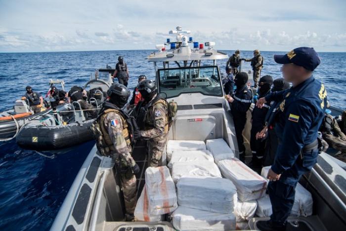     La marine nationale saisit 780 kilos de cocaïne au nord de la Colombie


