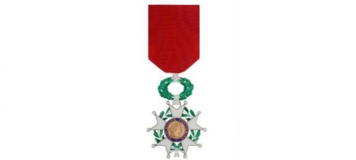     Légion d'honneur : des personnalités des Outre-mer distinguées dans la promotion du 1er janvier 2017

