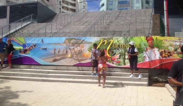     Tourisme : le "Carnival Splendor" est en Martinique ! 

