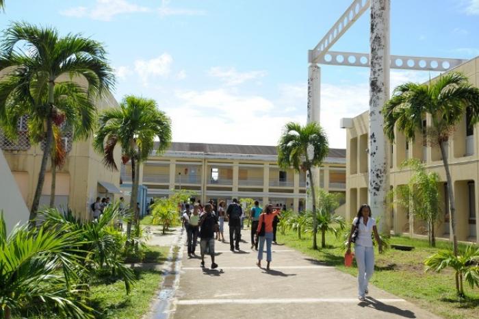     Un séminaire sur la réussite éducative à l'Université des Antilles 

