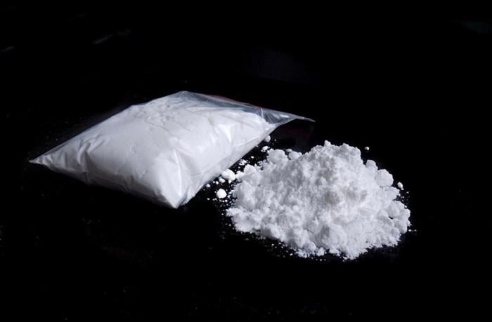     Une mère interceptée à l'aéroport avec 3 kilos de cocaïne

