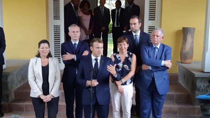     Visite Présidentielle : discours d'Emmanuel Macron à la Résidence Préfectorale en direct vidéo

