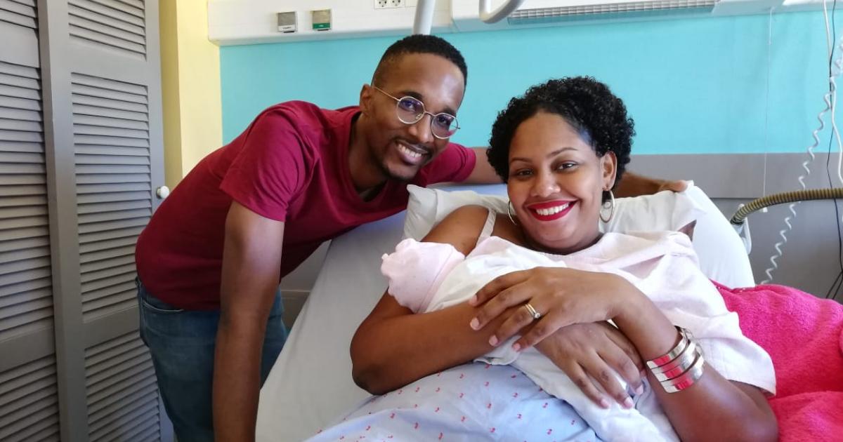 Les Premiers Bebes De L Annee Etaient Presses De Venir Au Monde