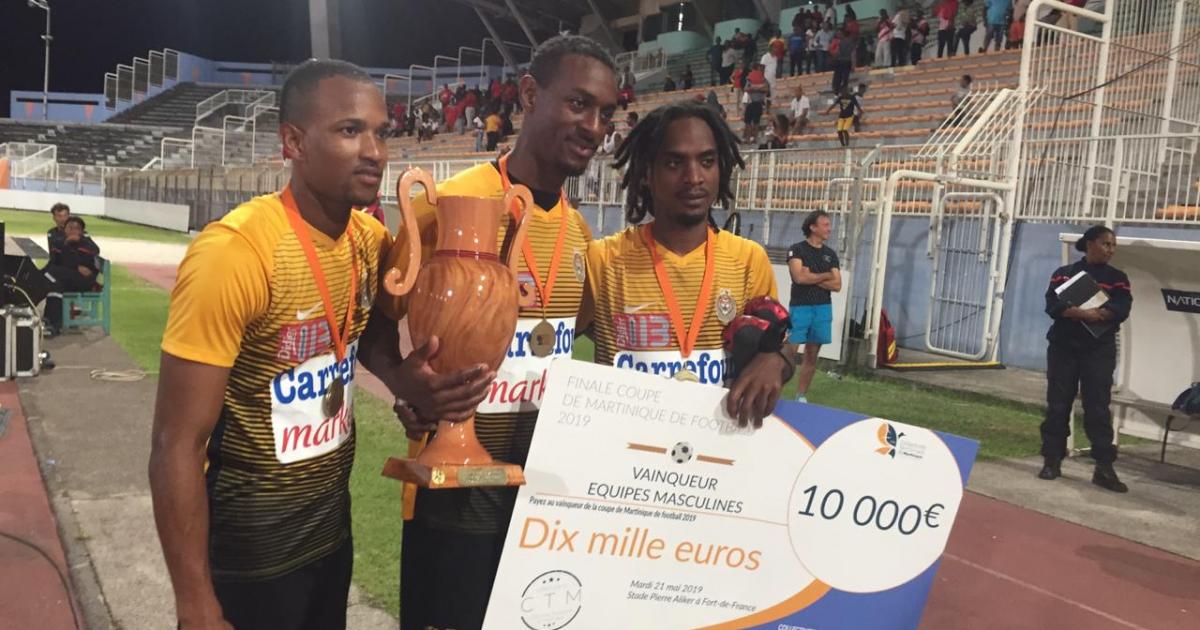 Football : le Golden Lion s'adjuge la coupe de Martinique | RCI